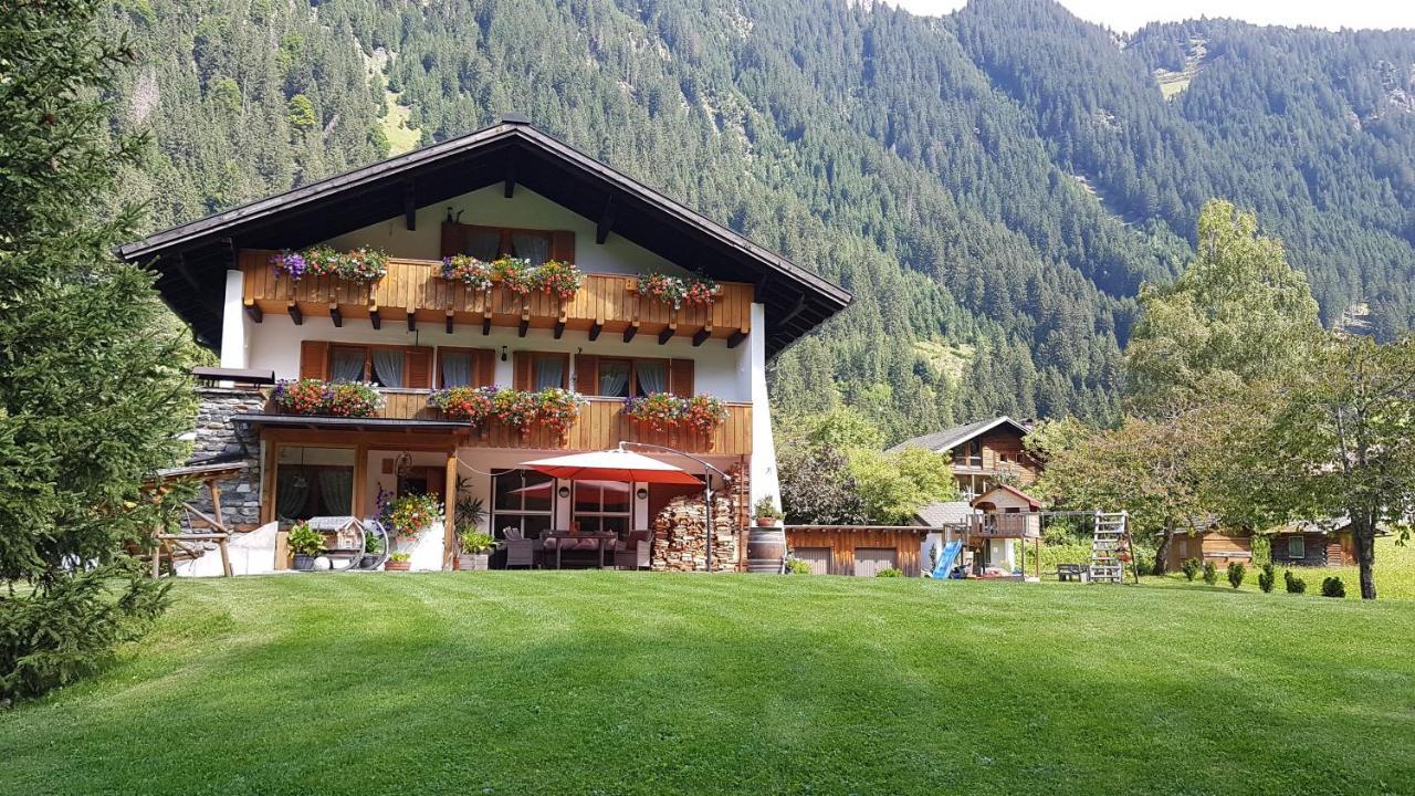 Haus Hubertus - Gaestehaus Sahler بارتنين المظهر الخارجي الصورة